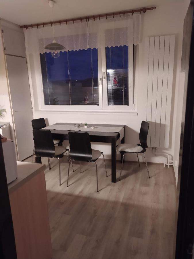 Byt Pro Dva Apartment Blansko Exterior photo